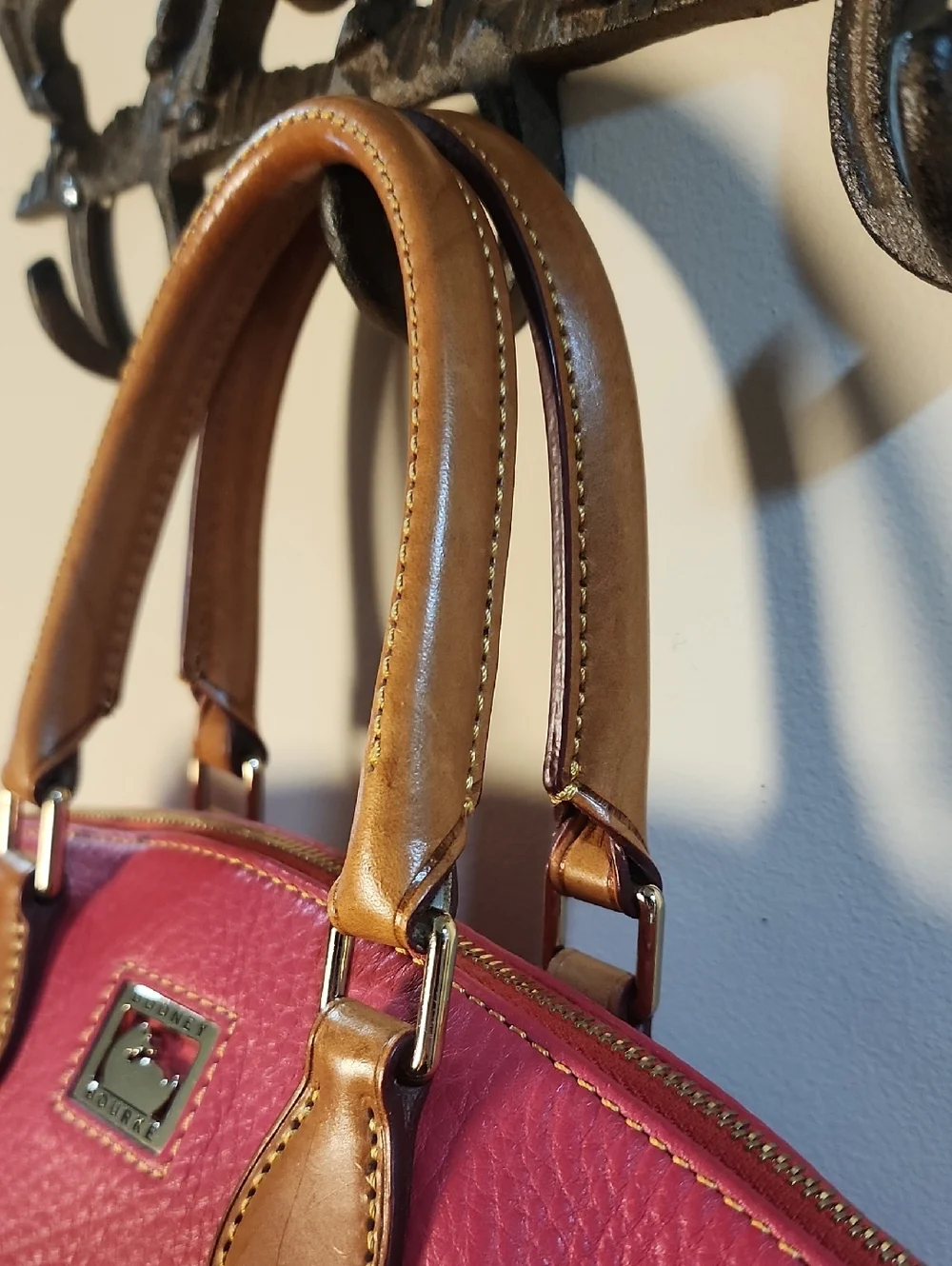Dooney And Bourke Pebbled Soft Leather Pink Satchel Handbag Tan Duck Logo Purse